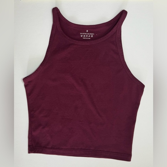 Tops - Sleeveless Cropped Athletic Tank Top High Neck Burgundy Size S